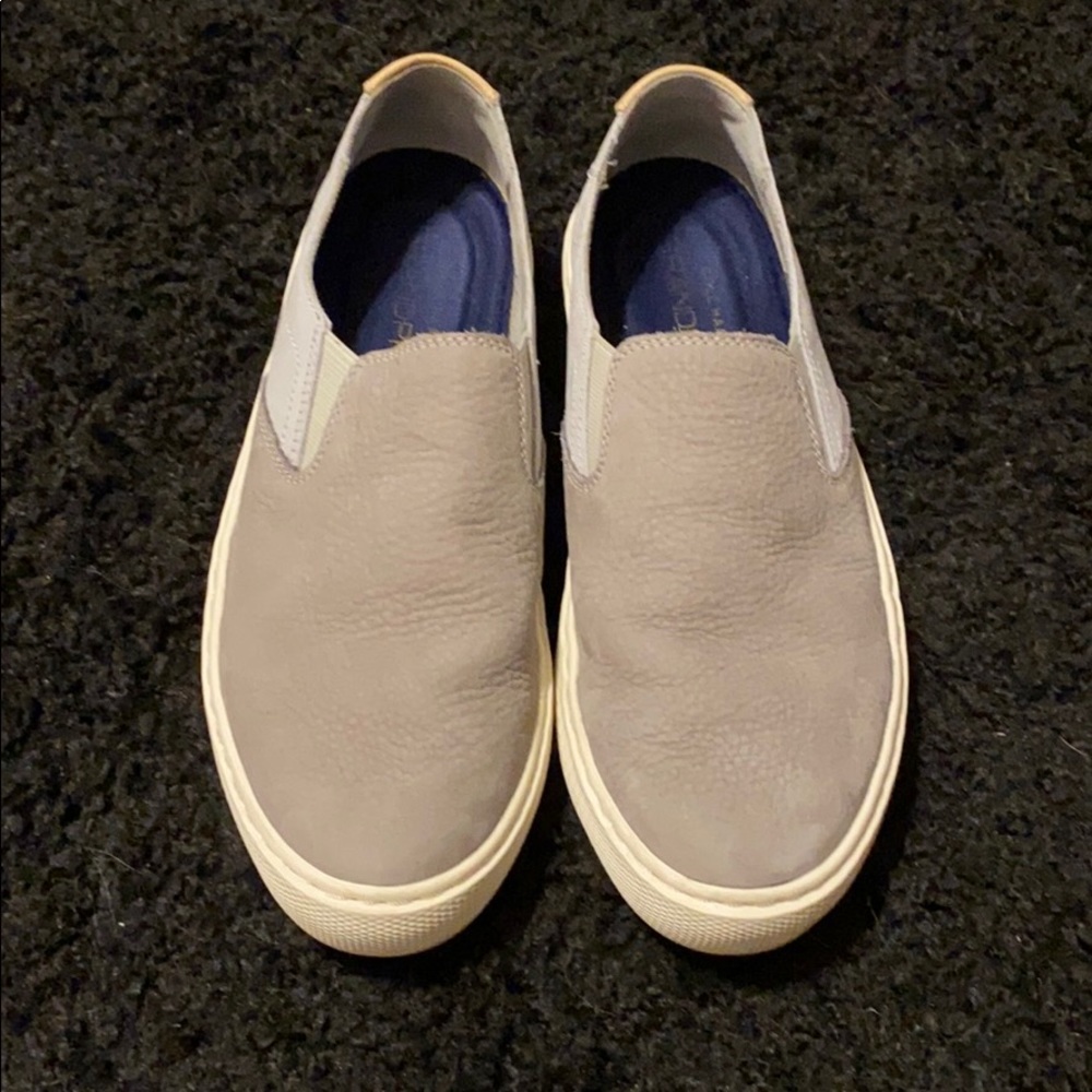Light grey Cole Hanns!